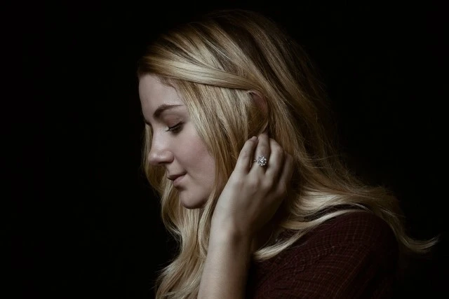 Как пережить потерю супруга/супруги, погибшего в бою: Путешествие через горе Как пережить потерю супруга/супруги, погибшего в бою: Путешествие через горе